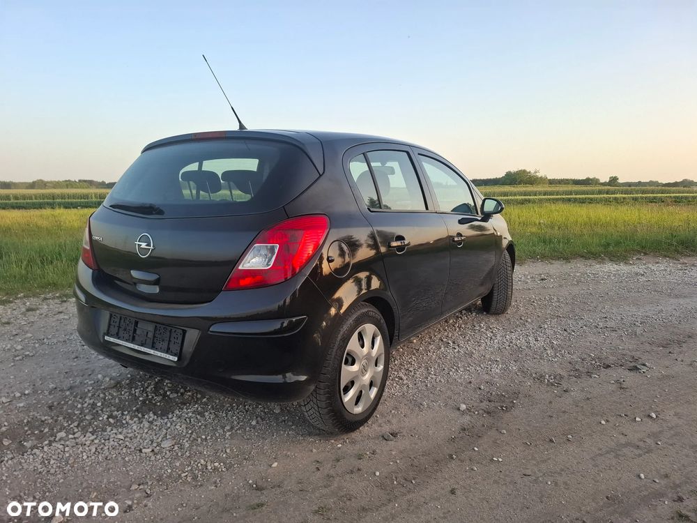 Opel Corsa 1.2 16V Enjoy - 12