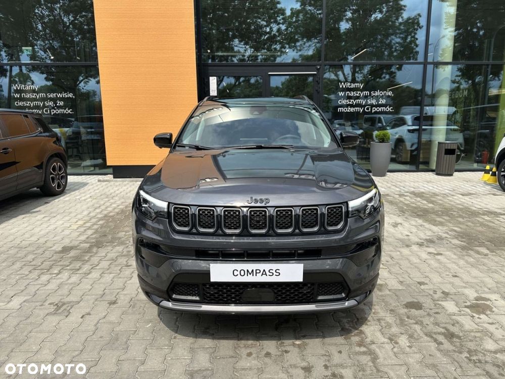 Jeep Compass - 3