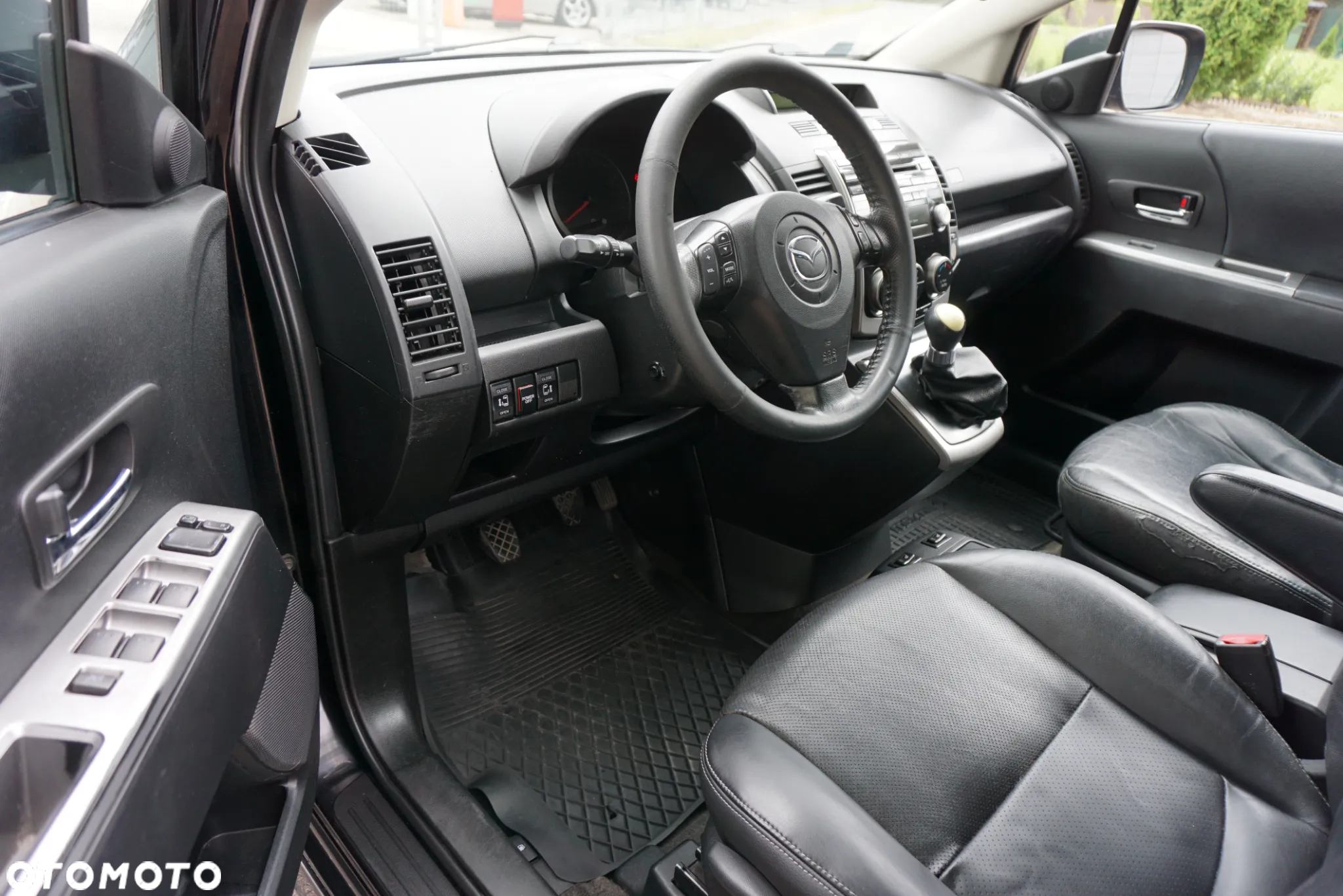 Mazda 5 2.0 CD Exclusive + - 7