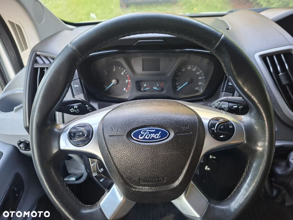 Ford Transit - 8