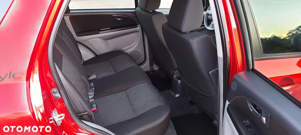 Suzuki SX4 2.0 DDiS 4x4 Style - 28