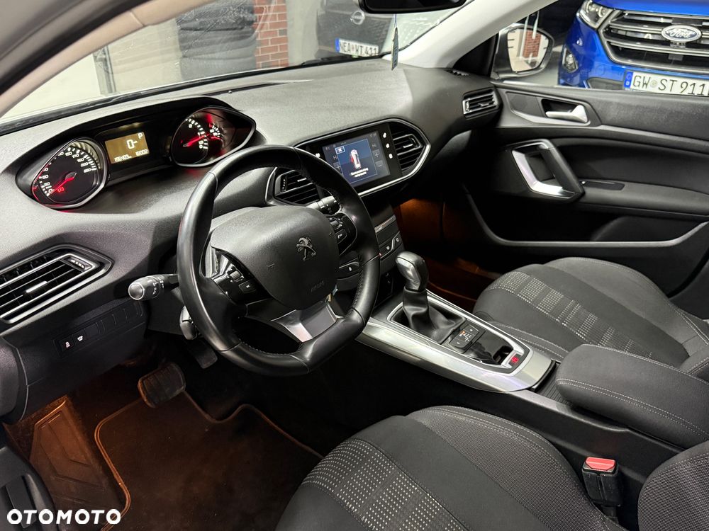 Peugeot 308 - 16