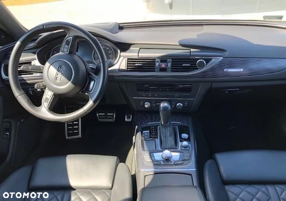 Audi A6 Avant 3.0 TDI Quattro S tronic - 11
