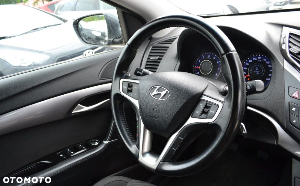 Hyundai i40 Kombi 1.6 Trend - 35