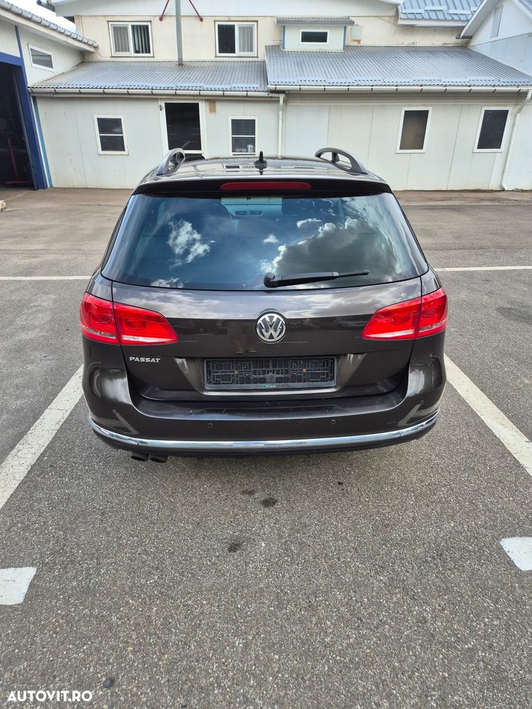 Volkswagen Passat 2.0 TDI BlueMotion Technology Comfortline - 5