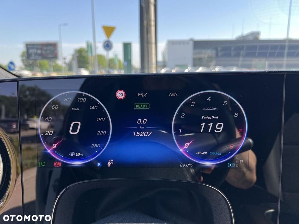 Mercedes-Benz CLA - 14