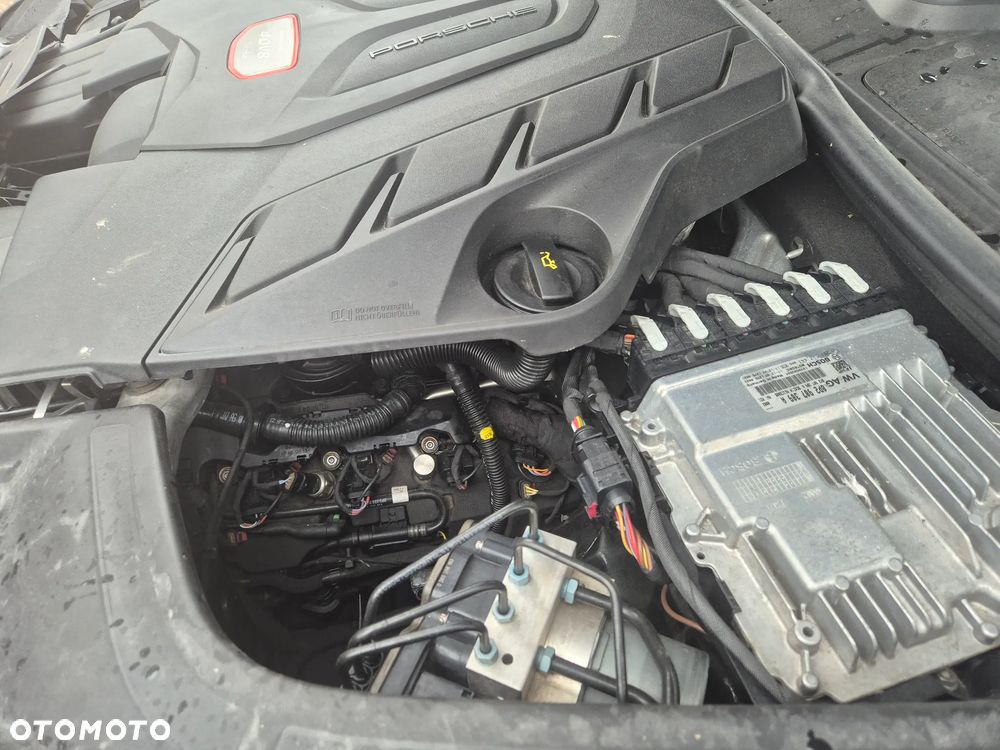 Porsche Cayenne - 15