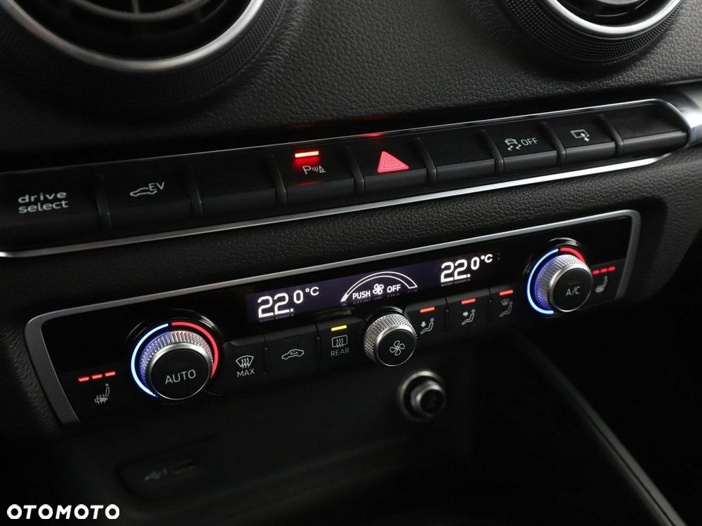 Audi A3 Sportback 40 e-tron S tronic - 29
