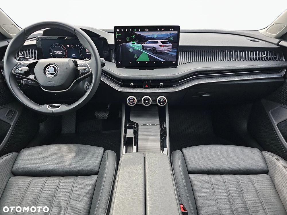 Skoda Superb 2.0 TDI SCR Selection DSG - 9