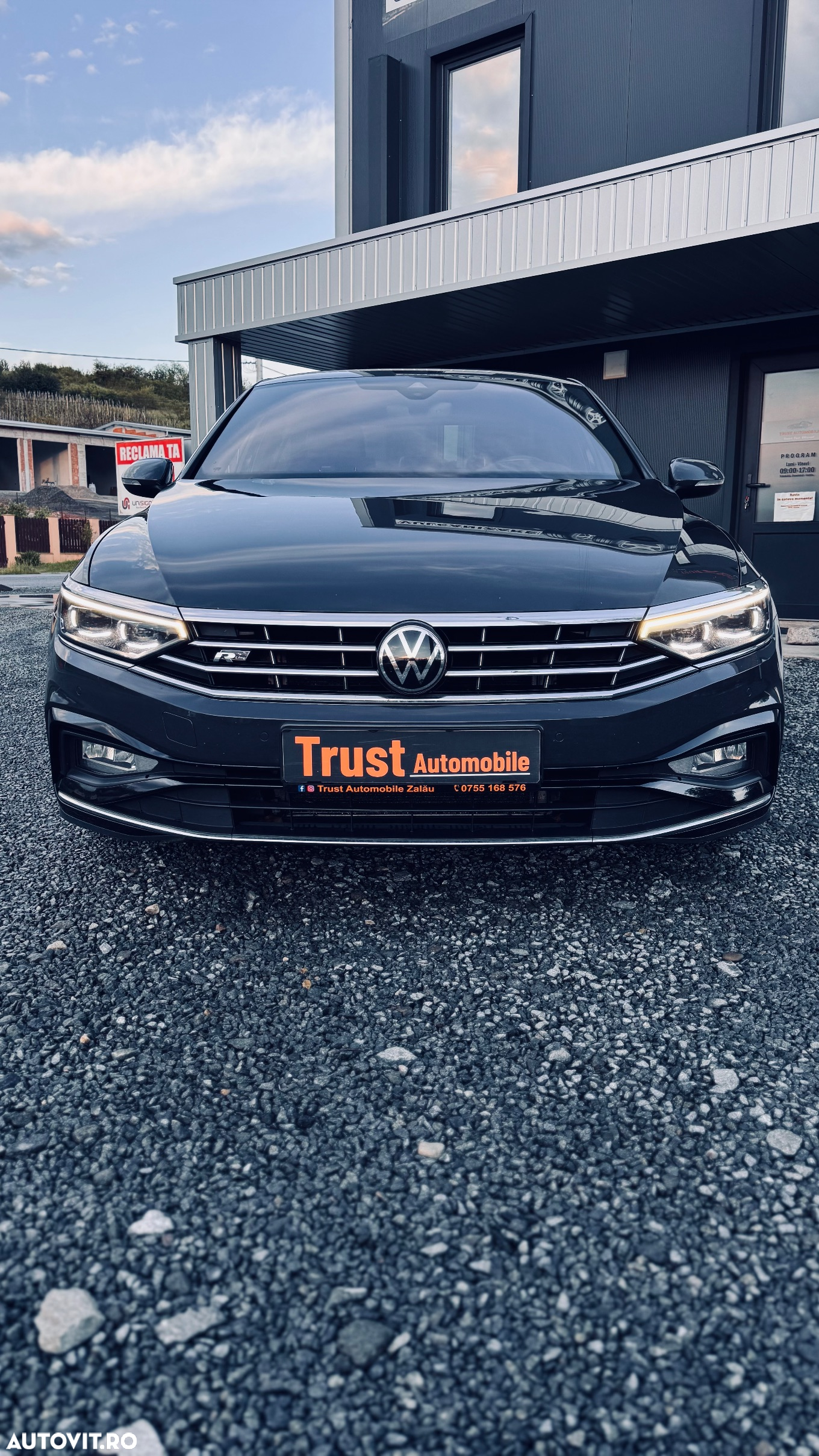 Volkswagen Passat 1.5 TSI OPF DSG Highline - 3