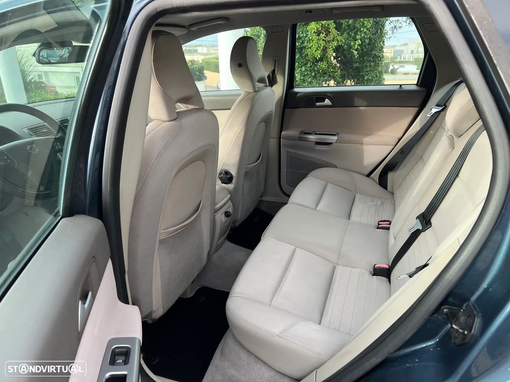 Volvo V50 1.6 D Momentum - 10