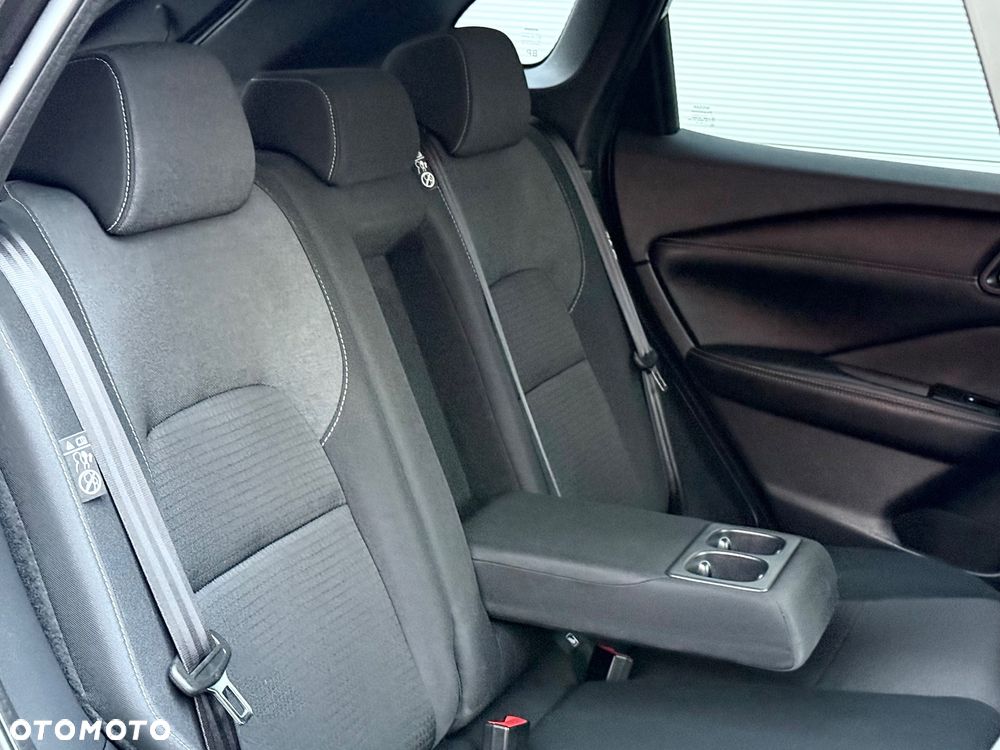 Nissan Qashqai 1.3 DIG-T MHEV Xtronic Tekna - 32