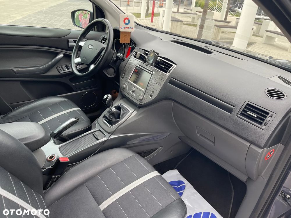 Ford Kuga - 14