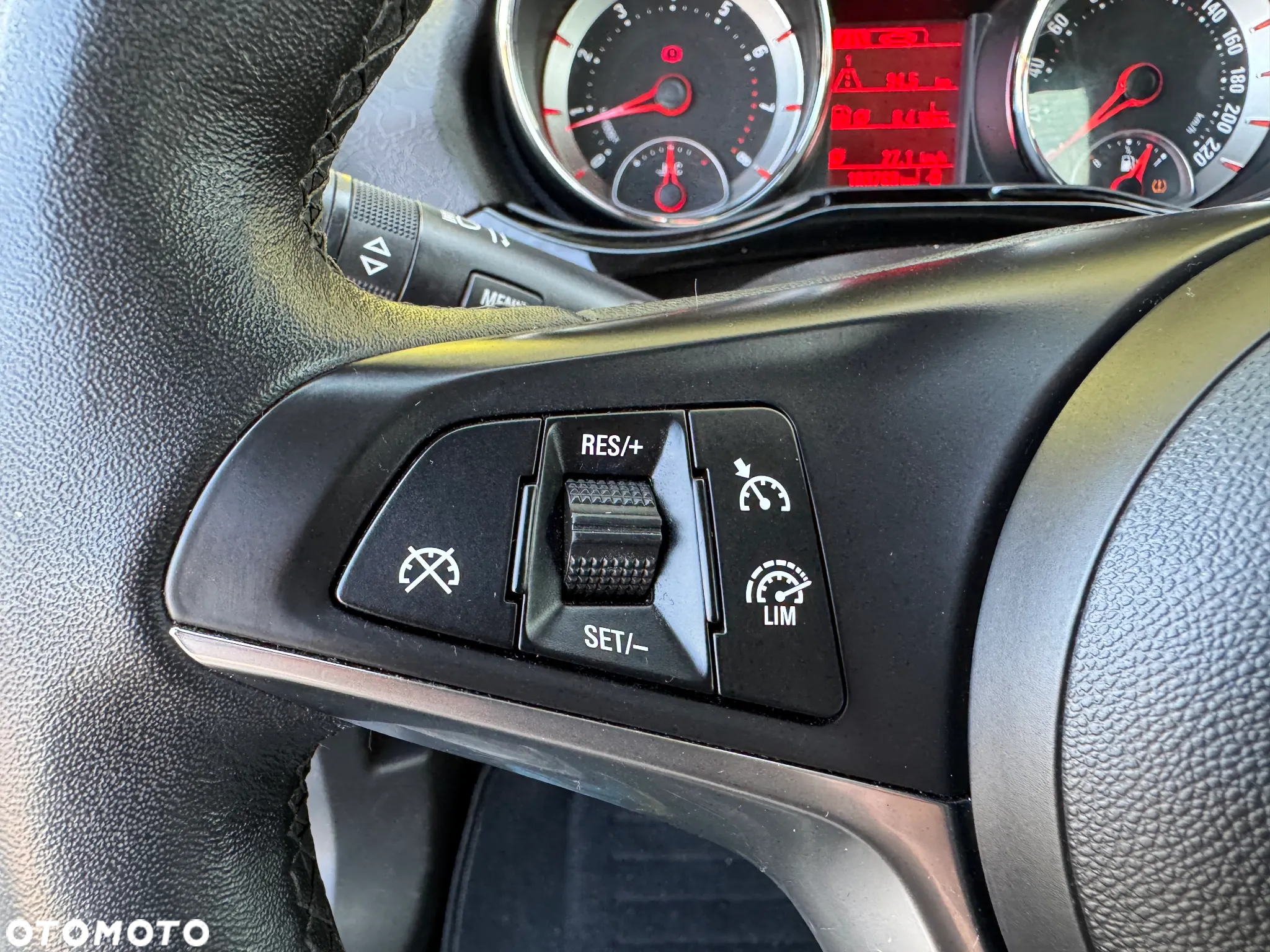 Opel Adam 1.4 Jam Unlimited S&S - 24