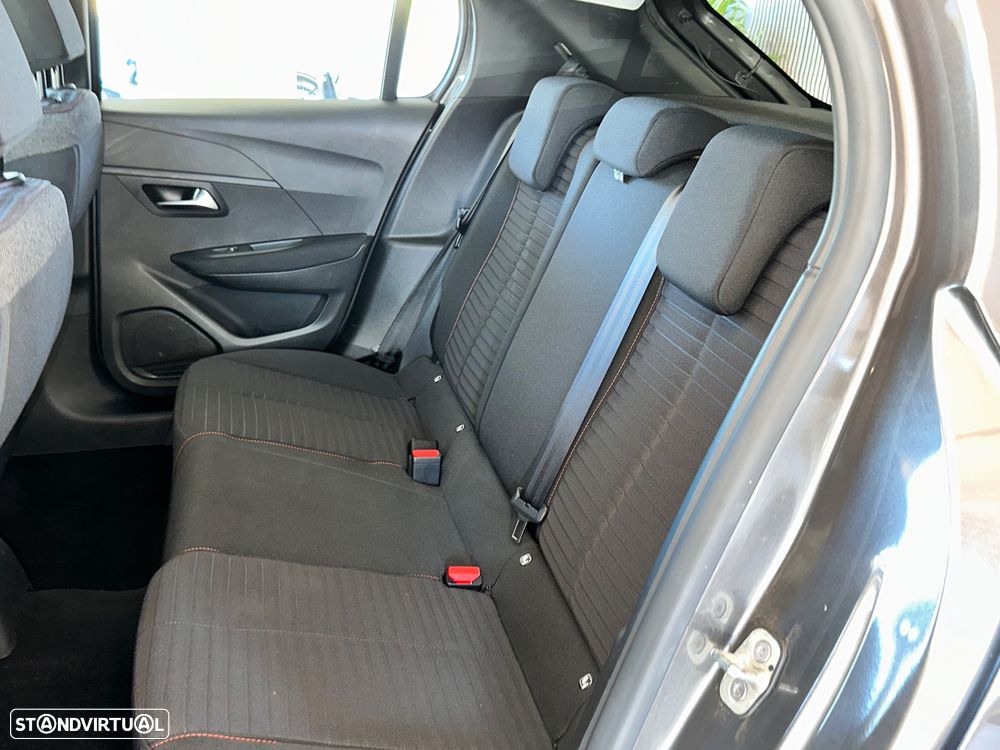 Peugeot 208 1.2 PureTech Active - 8