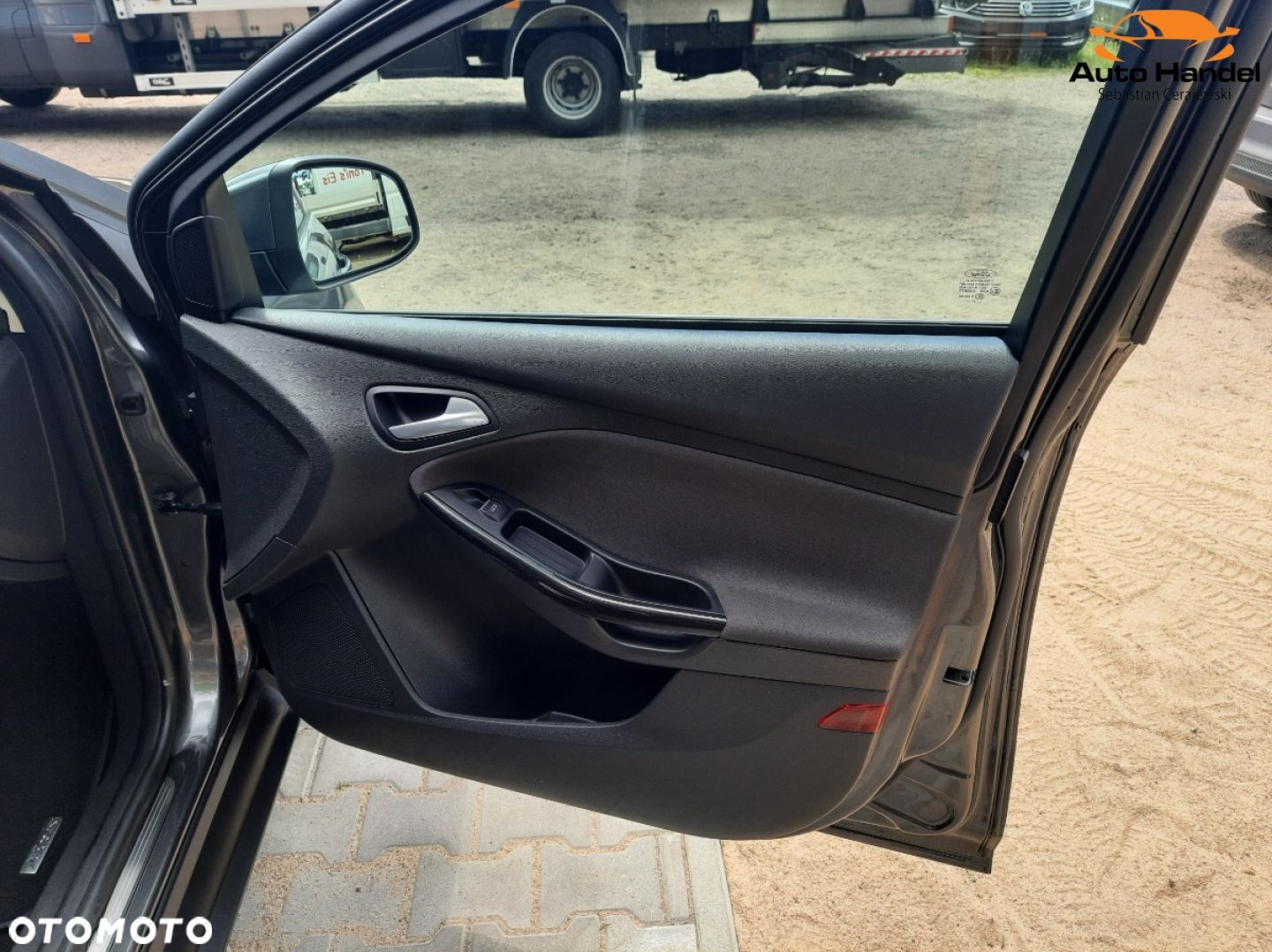 Ford Focus 1.5 EcoBoost Start-Stopp-System TITANIUM - 35