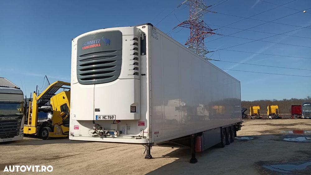 Schmitz Cargobull SCB S3B - 1