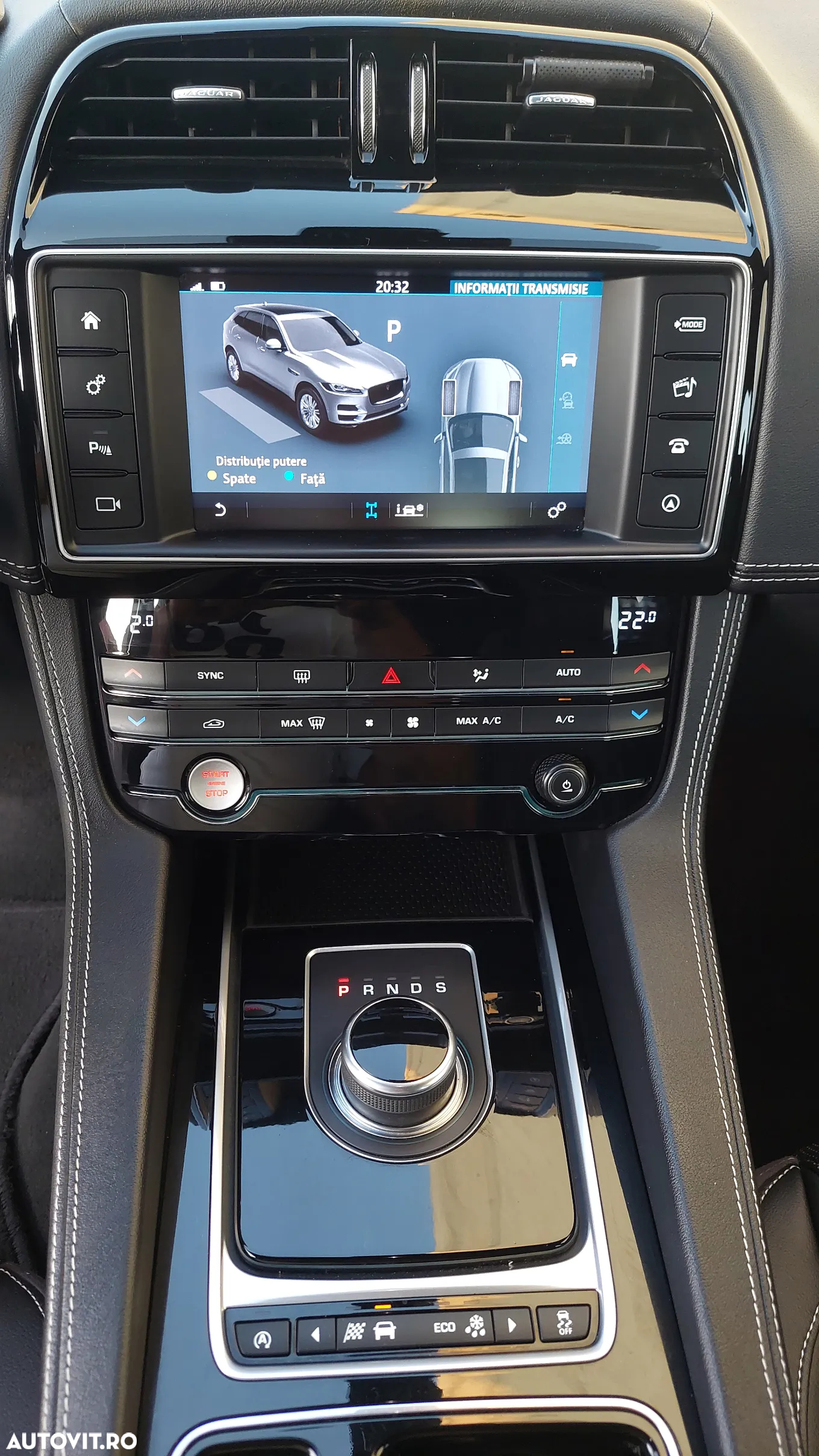 Jaguar F-Pace 20d Aut. R-Sport - 17