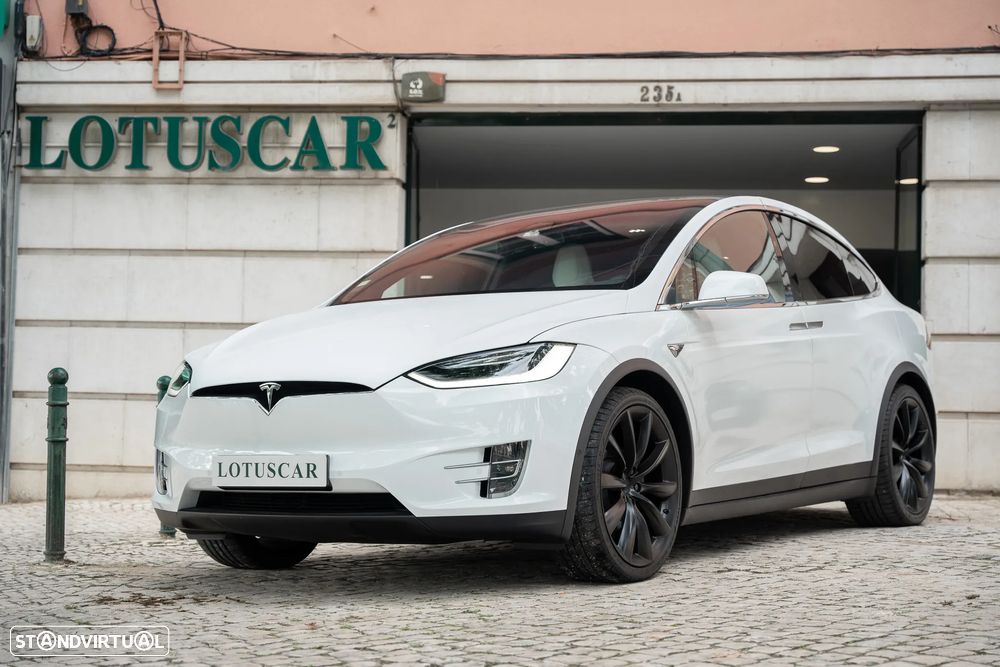 Tesla Model X 100D - 1