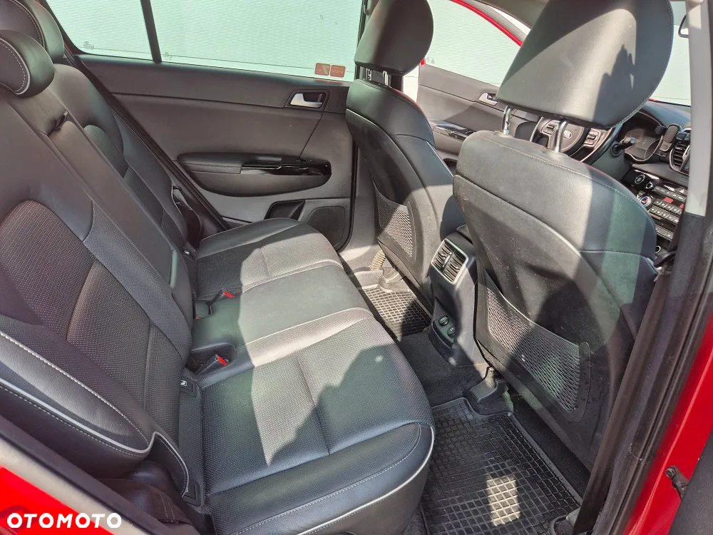 Kia Sportage 2.0 CRDI Business Line 4WD - 6
