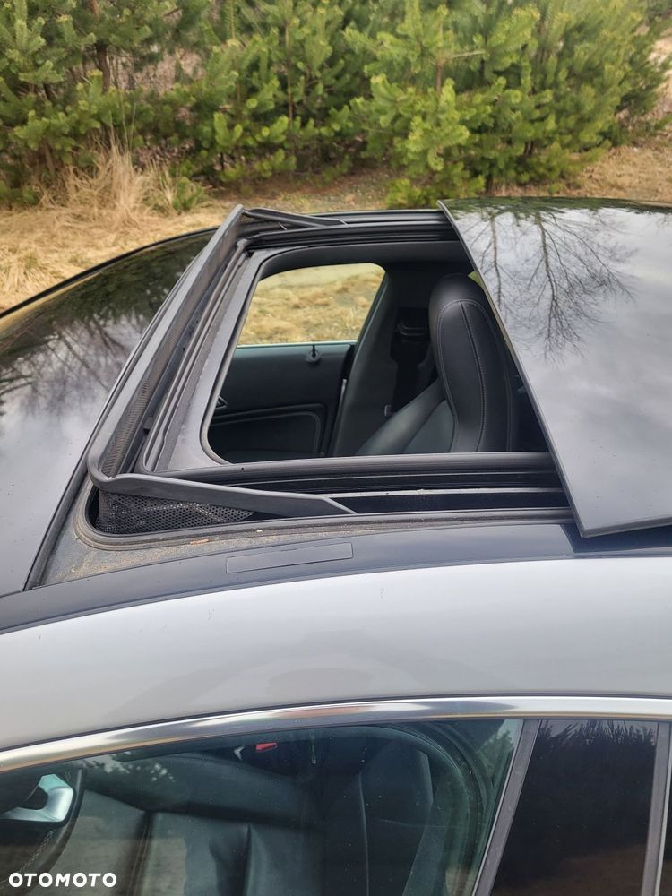 Mercedes-Benz CLA 250 7G-DCT UrbanStyle Edition - 14