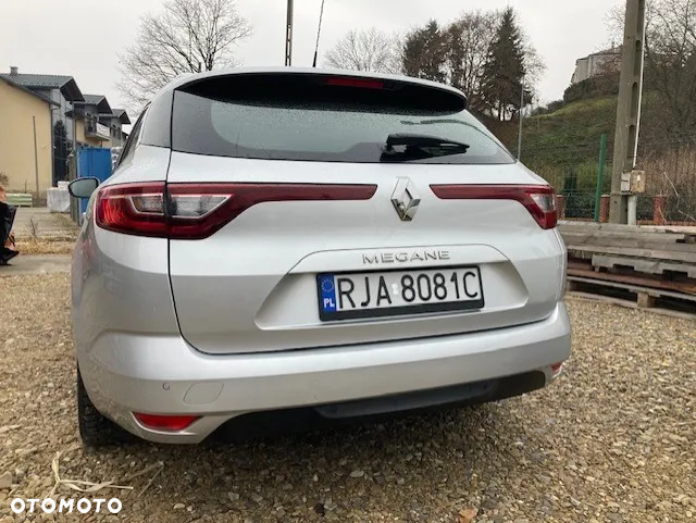 Renault Megane 1.5 Blue dCi Business - 12