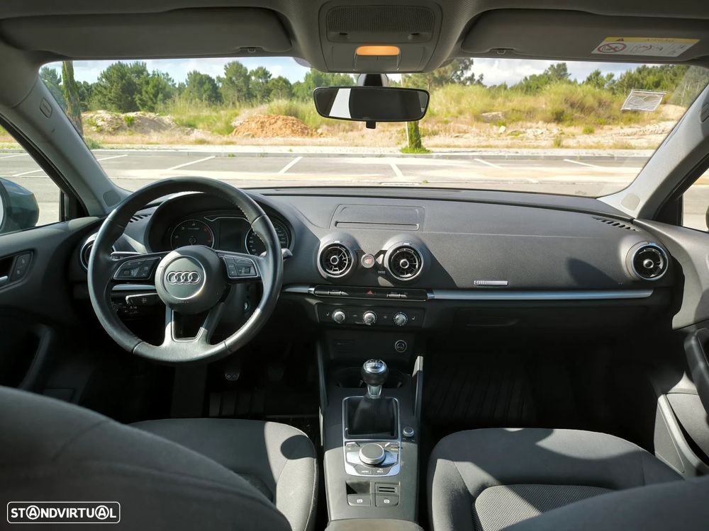 Audi A3 Sportback 1.6 TDI - 24