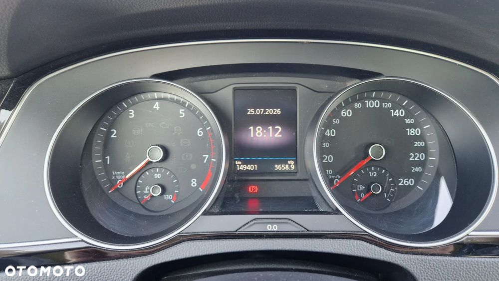 Volkswagen Passat 1.8 TSI BMT Highline - 9