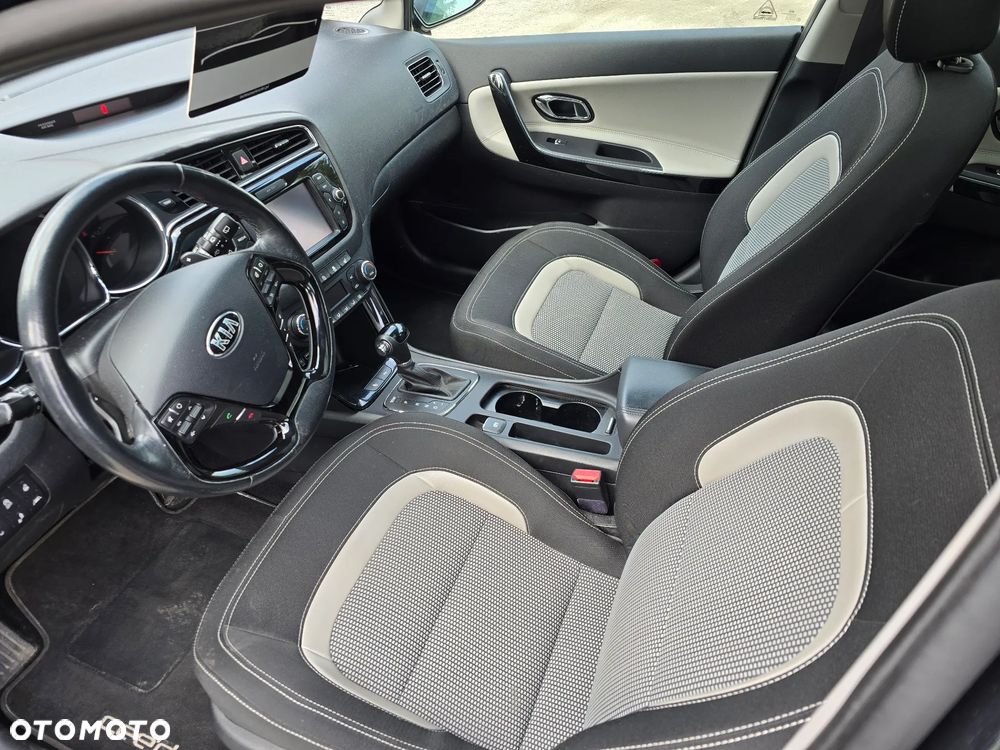 Kia Ceed 1.6 CRDi 136 DCT ISG Platinum Edition - 8