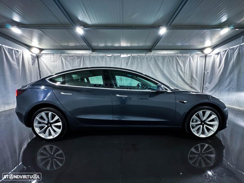 Tesla Model 3 Long-Range Dual Motor AWD - 12