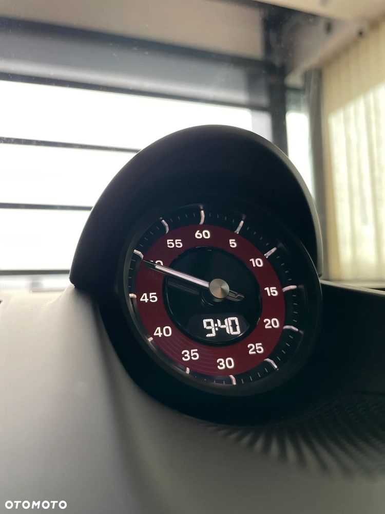Porsche 911 Carrera T - 15