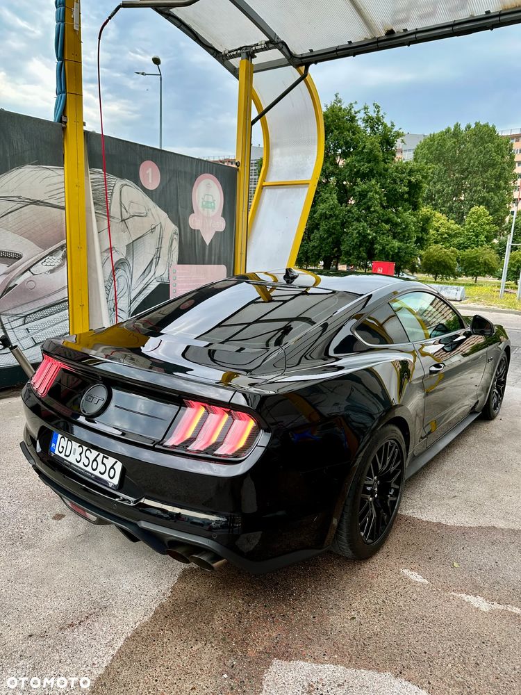 Ford Mustang - 5