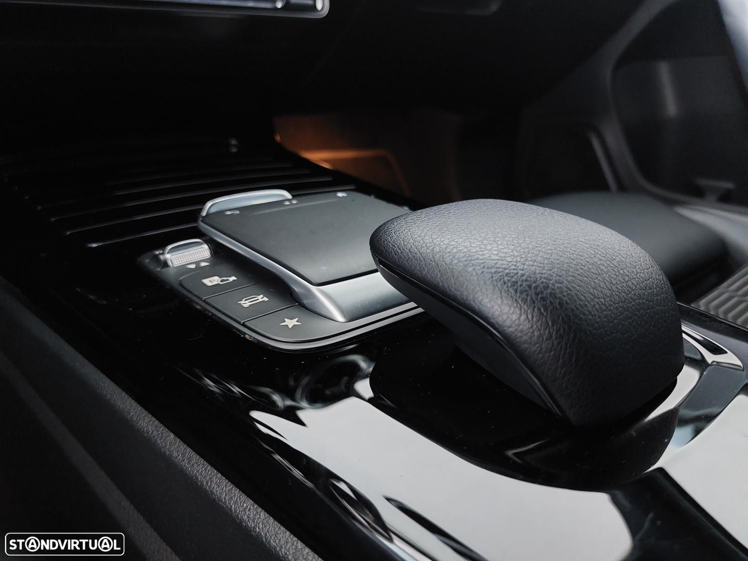 Mercedes-Benz A 250 e Progressive - 37