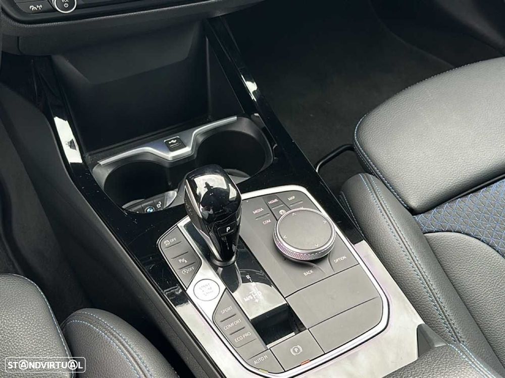 BMW 216 Gran Coupé - 15