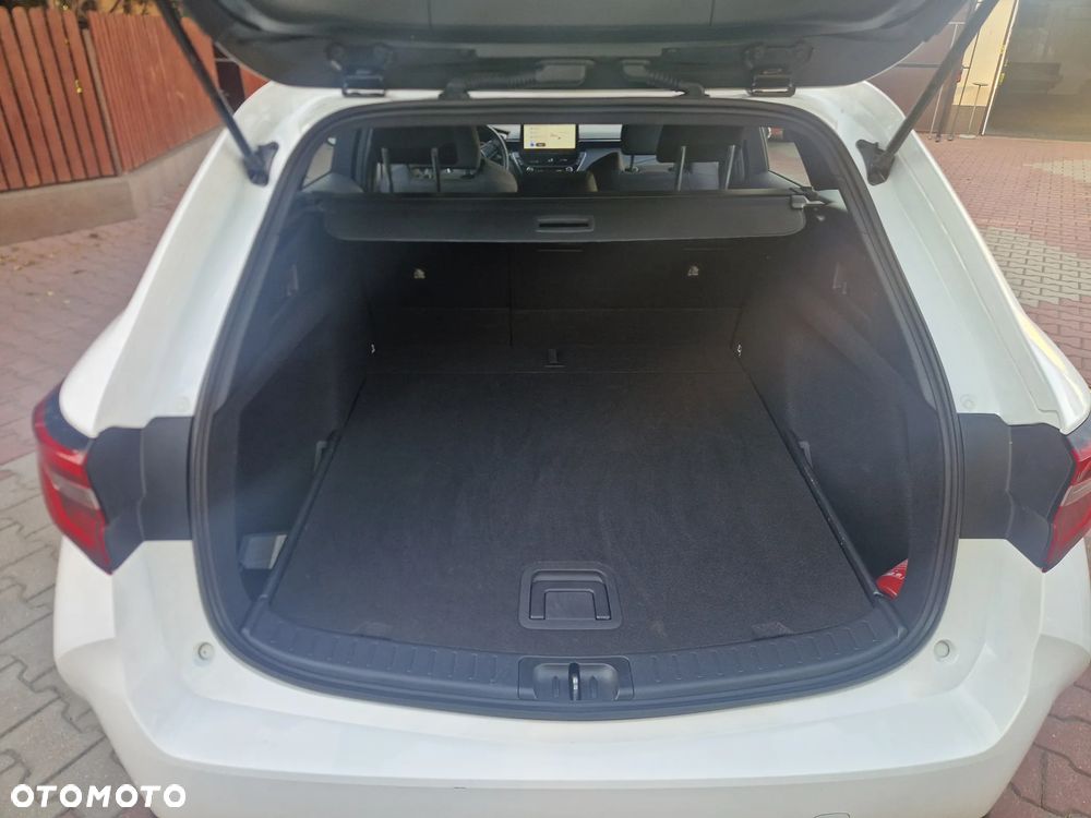 Toyota Corolla 1.8 Hybrid Comfort - 38