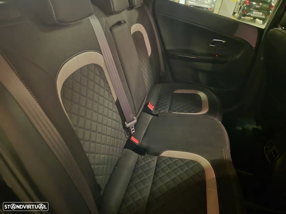 Kia Ceed SW 1.6 CRDi GT Line - 36