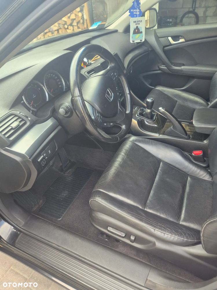 Honda Accord 2.0 Executive - 9