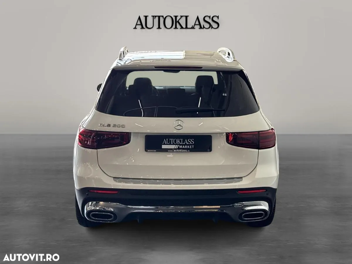 Mercedes-Benz GLB 200 7G-DCT Style - 4