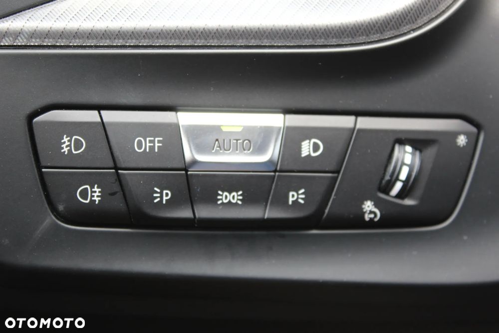 BMW Seria 1 120i M Sport - 21