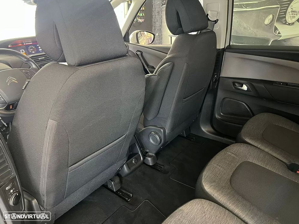 Citroën C4 Spacetourer BlueHDi 130 Stop&Start FEEL - 22