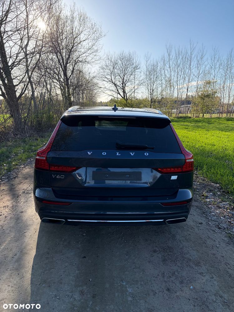 Volvo V60 T6 AWD Recharge Geartronic Inscription - 4