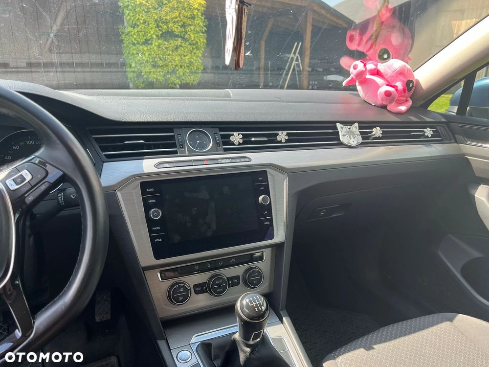 Volkswagen Passat 2.0 TDI BMT Trendline - 4
