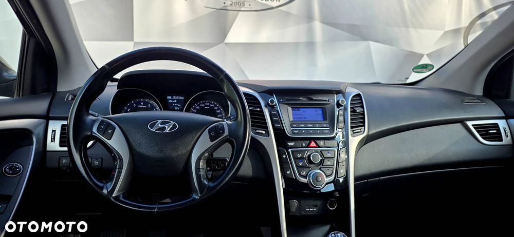 Hyundai i30 i30cw 1.4 Trend - 21