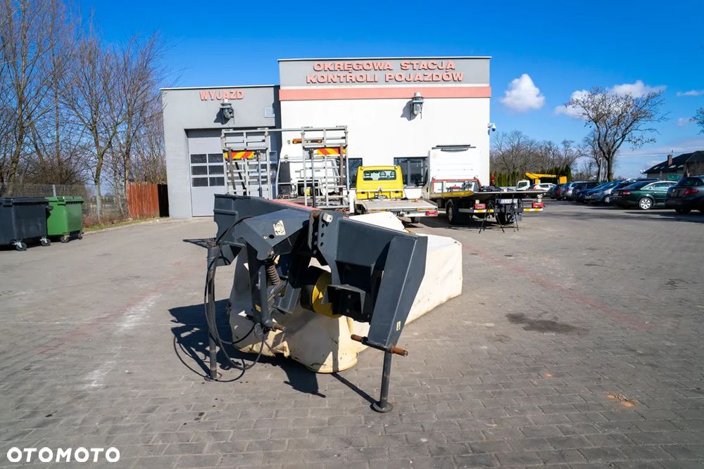 Vicon KOSIARKA BOCZNA  POSIADAM WIELE MASZYN PRASA CIĄGNIK ROZRZUTNIK  Zapraszam - 17