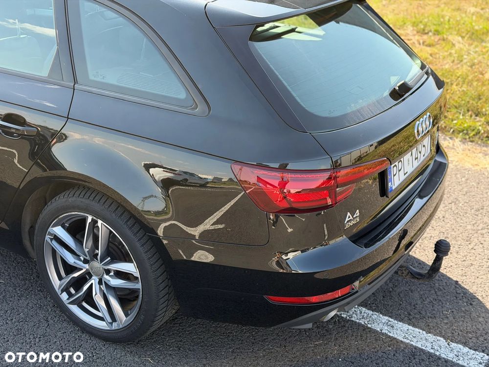 Audi A4 Avant - 11