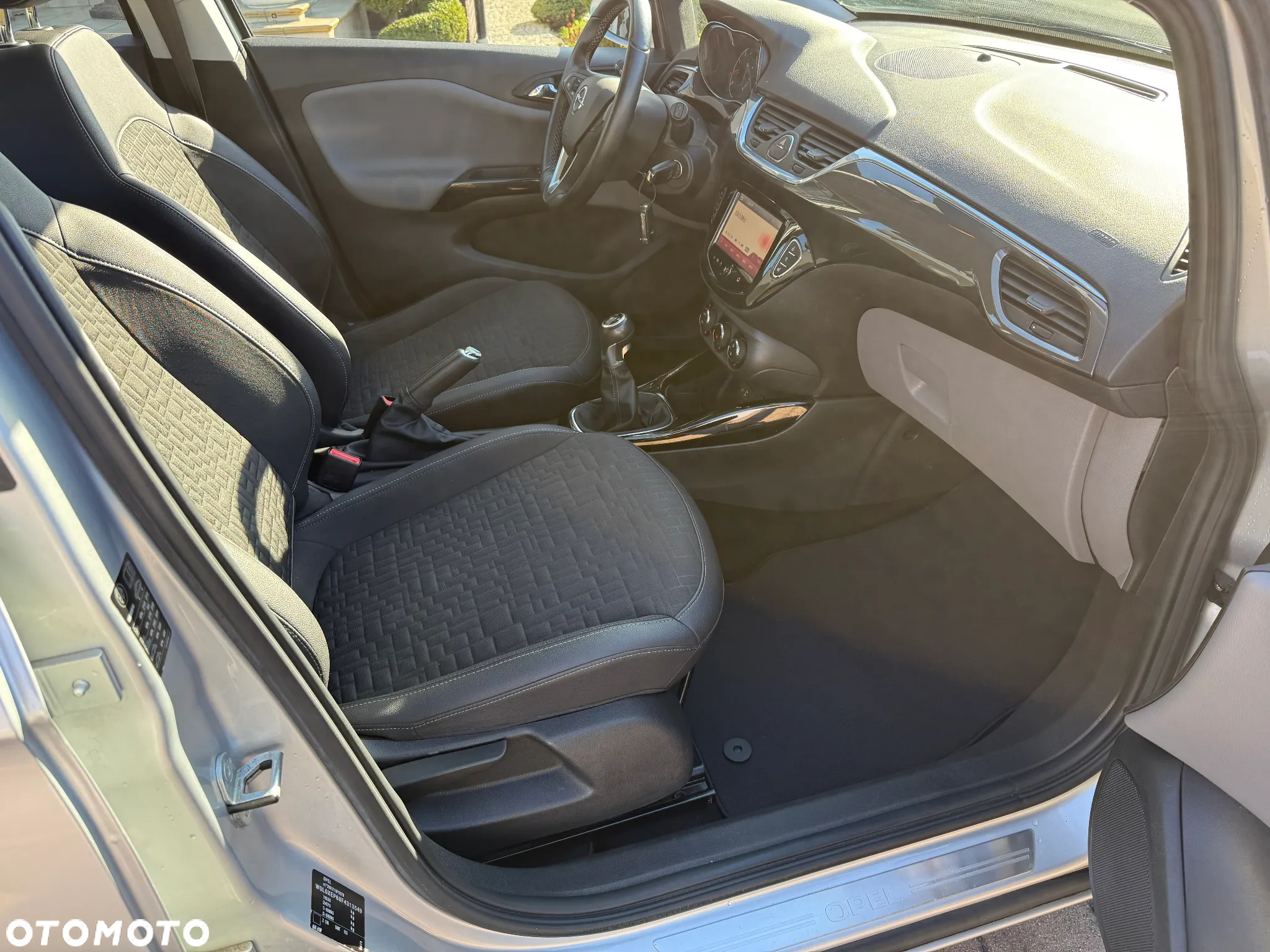 Opel Corsa 1.4 Innovation - 32
