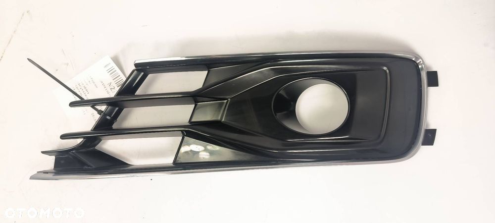 KRATKA HALOGENU PRAWA AUDI A6 C7 LIFT 4G0807681AE - 2