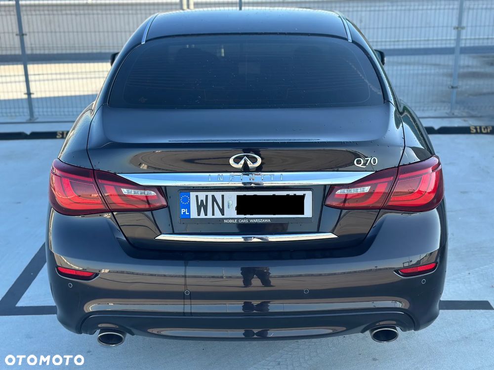 Infiniti Q70 2.2d Premium Executive - 4