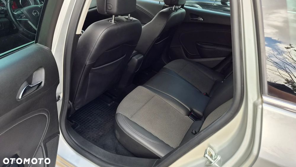 Opel Astra 1.4 T Cosmo - 18