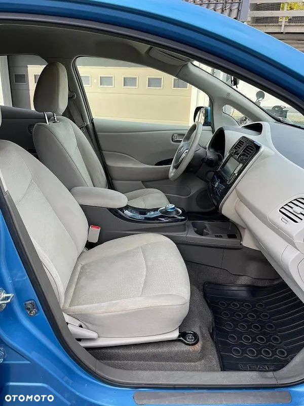 Nissan Leaf Standard - 8